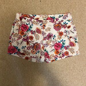 Size 8 Floral Shorts. Worn once!